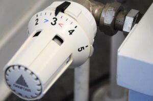 Aquecimento por radiadores versus aquecimento por piso radiante: qual a melhor opção?