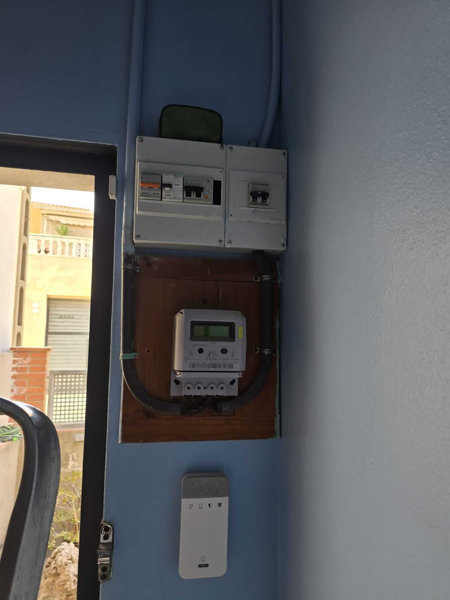 Quadro elétrico antigo - vista geral